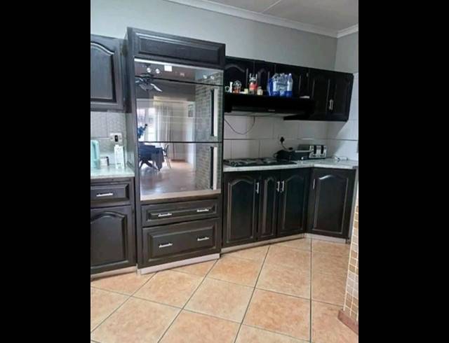 4 BEDROOM HOUSE FOR SALE IN DALPARK